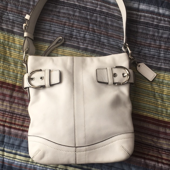 Coach Soho Buckle White Leather Shoulder Bag Purse Silver Buckle Hang Tag - Picture 3 of 16
